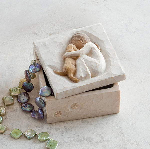 Handgemaakt sieraden- en herinneringsdoosje – liefdevolle opberging voor aandenkens en schatten