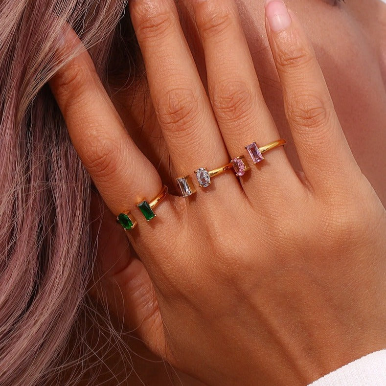 Fedilia ring met edelsteen