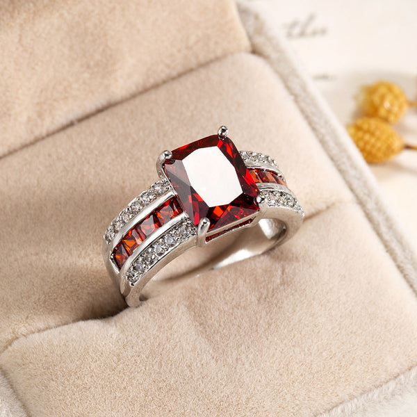 Kassira Redmont ring | witgoudkleurig