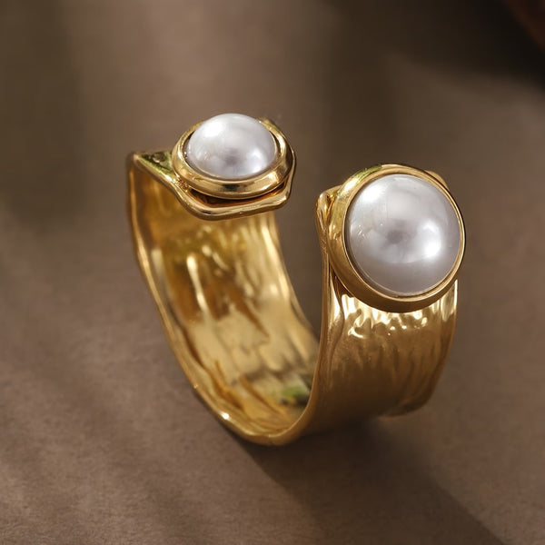 Pearl Embrace ring