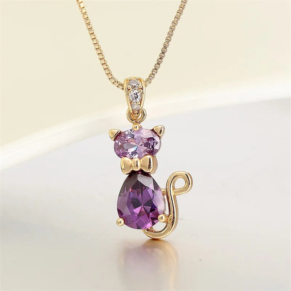 Kristallen kattenhanger aan ketting